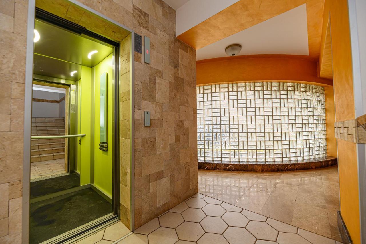 Jad - Luxury Apartments Afi Mall ブラショフ エクステリア 写真