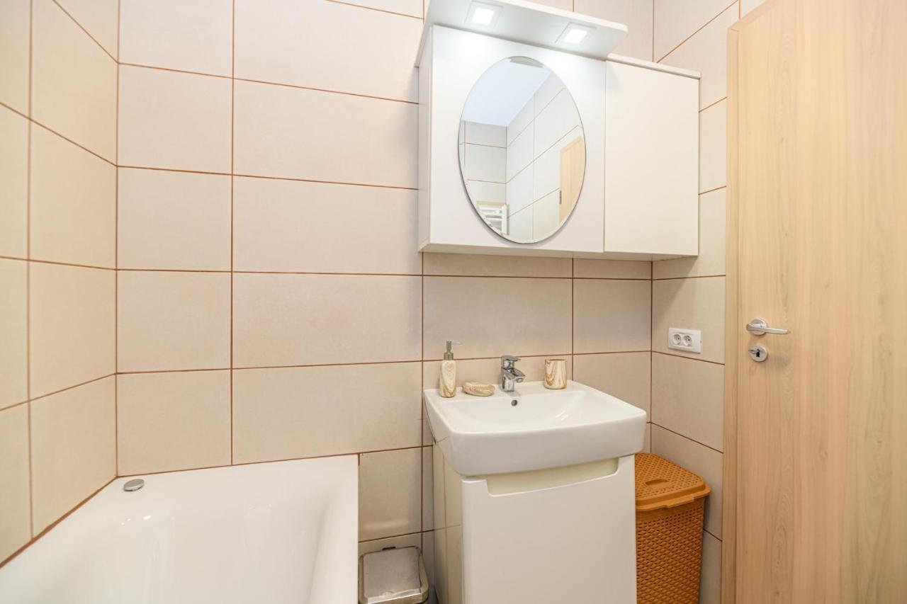 Jad - Luxury Apartments Afi Mall ブラショフ エクステリア 写真